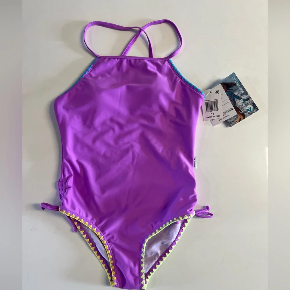 *NWT Limeapple Girls' Brooke Geo Embroidered One Piece Swimsuit Size 10
